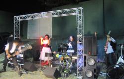 Apresentação da banda de roque A Sombra no evento Rock da Regina 2017, com quatro integrantes. Foto: Julio Cesar Brito