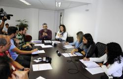 Secretário Municipal de Planejamento, André Reis, em entrevista coletiva sobre aumento dado a servidores municipais.